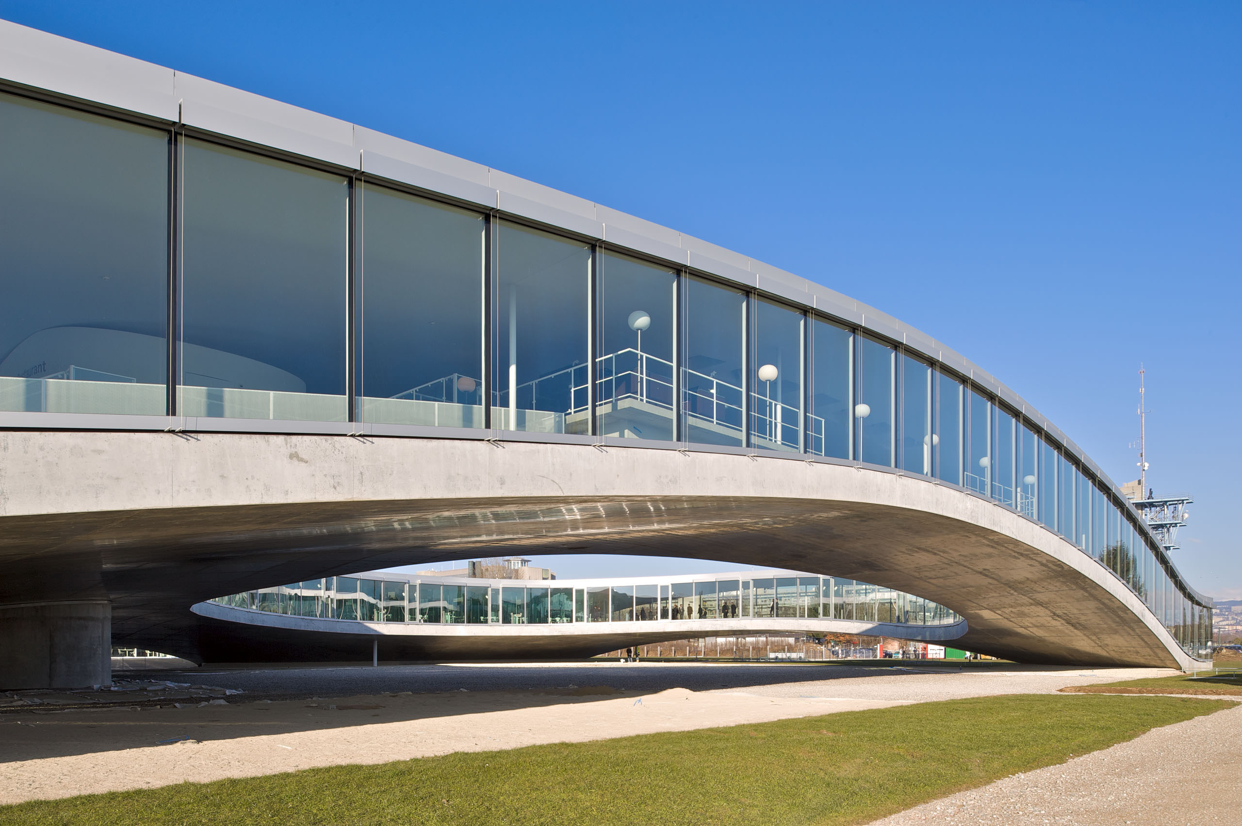 SANAA | EPFL Rolex Learning Center